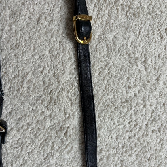 Vintage Navy leather Etienne Aigner adjustable shoulder bag - Picture 12 of 15